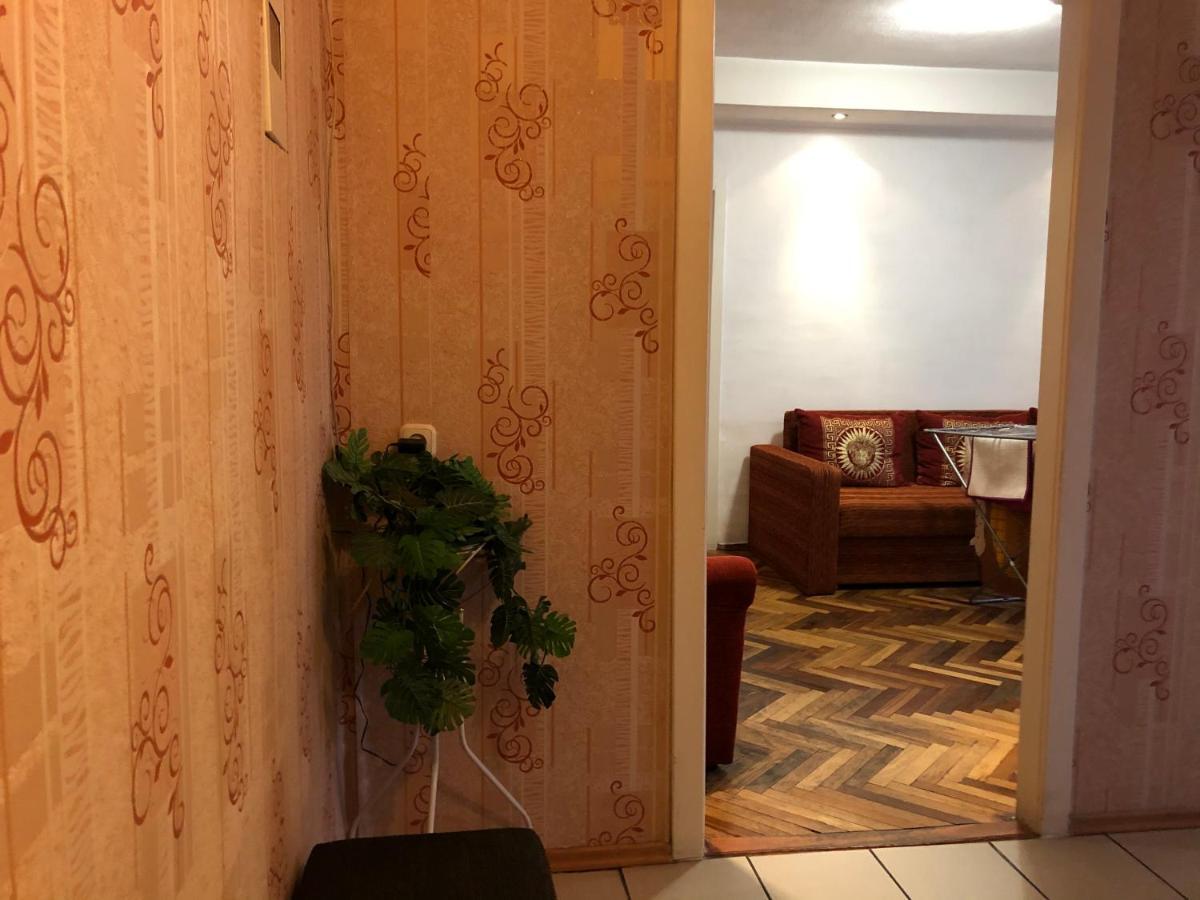 Kyiv Apartment On Peremohy Avenue 16 Daily Rent מראה חיצוני תמונה